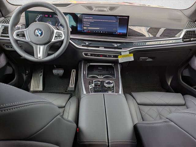 Used 2026 BMW X7 xDrive40i w/ Executive Package AWD/4WD image 16
