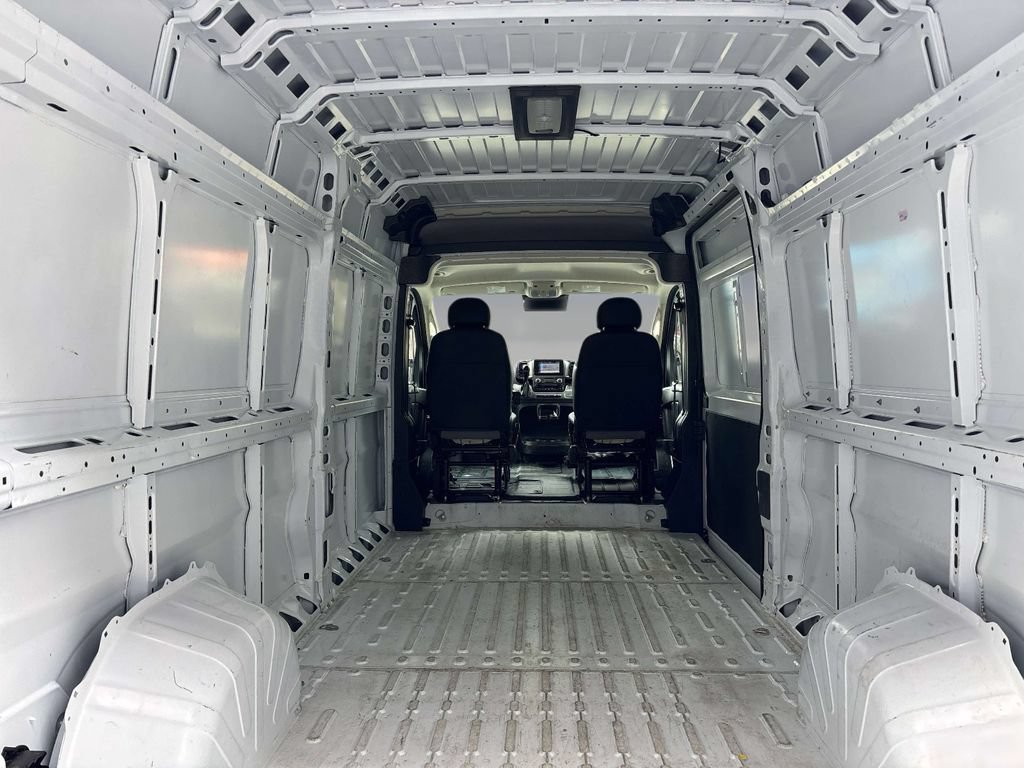 Used 2026 RAM ProMaster 2500 w/ Convenience Group FWD image 15