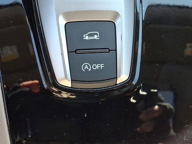 Used 2017 Honda Pilot Touring image 32