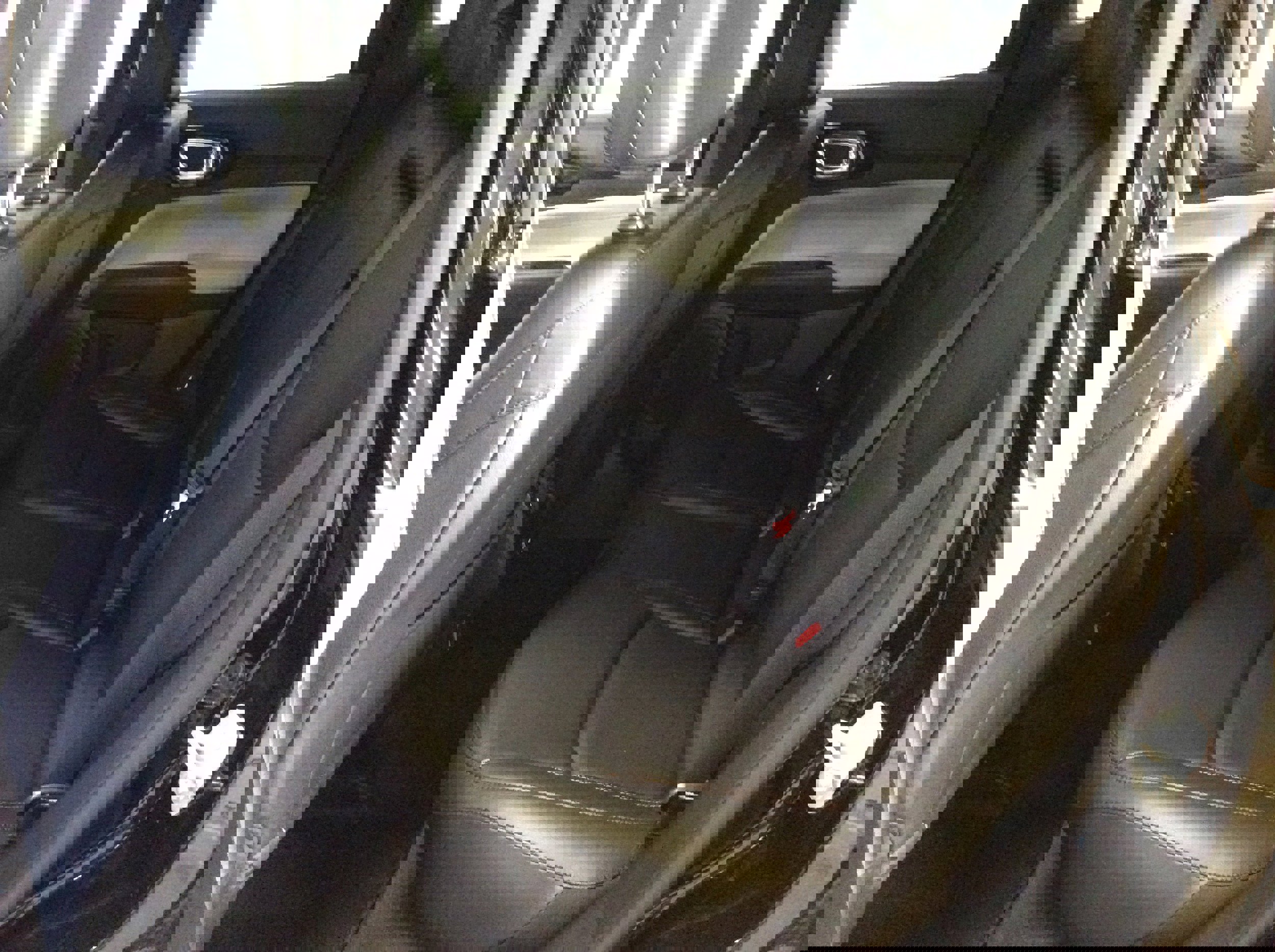 Used 2024 Jeep Compass Limited image 33