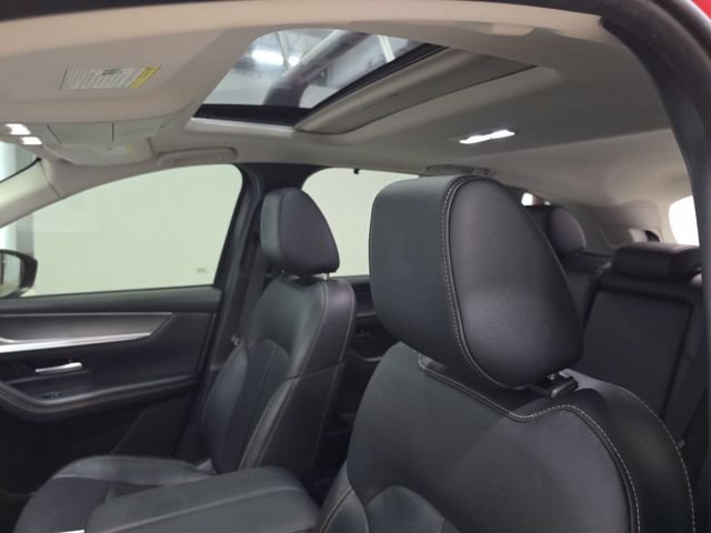 Used 2024 MAZDA CX-90 Plug-In Hybrid w/ Preferred AWD/4WD image 13