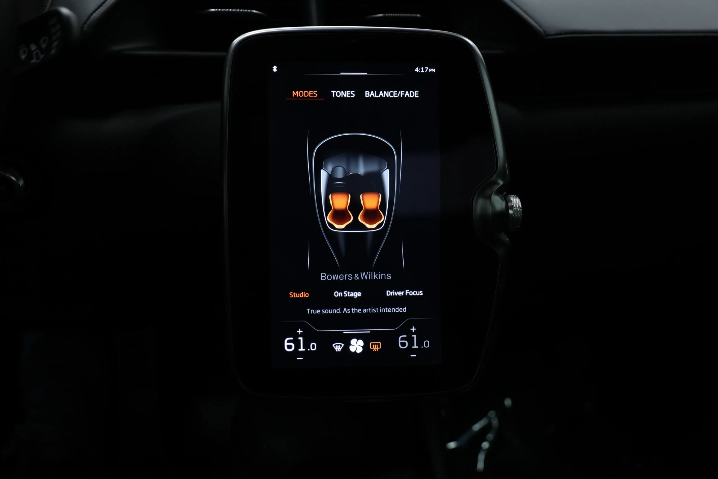 Used 2023 McLaren Artura RWD image 39