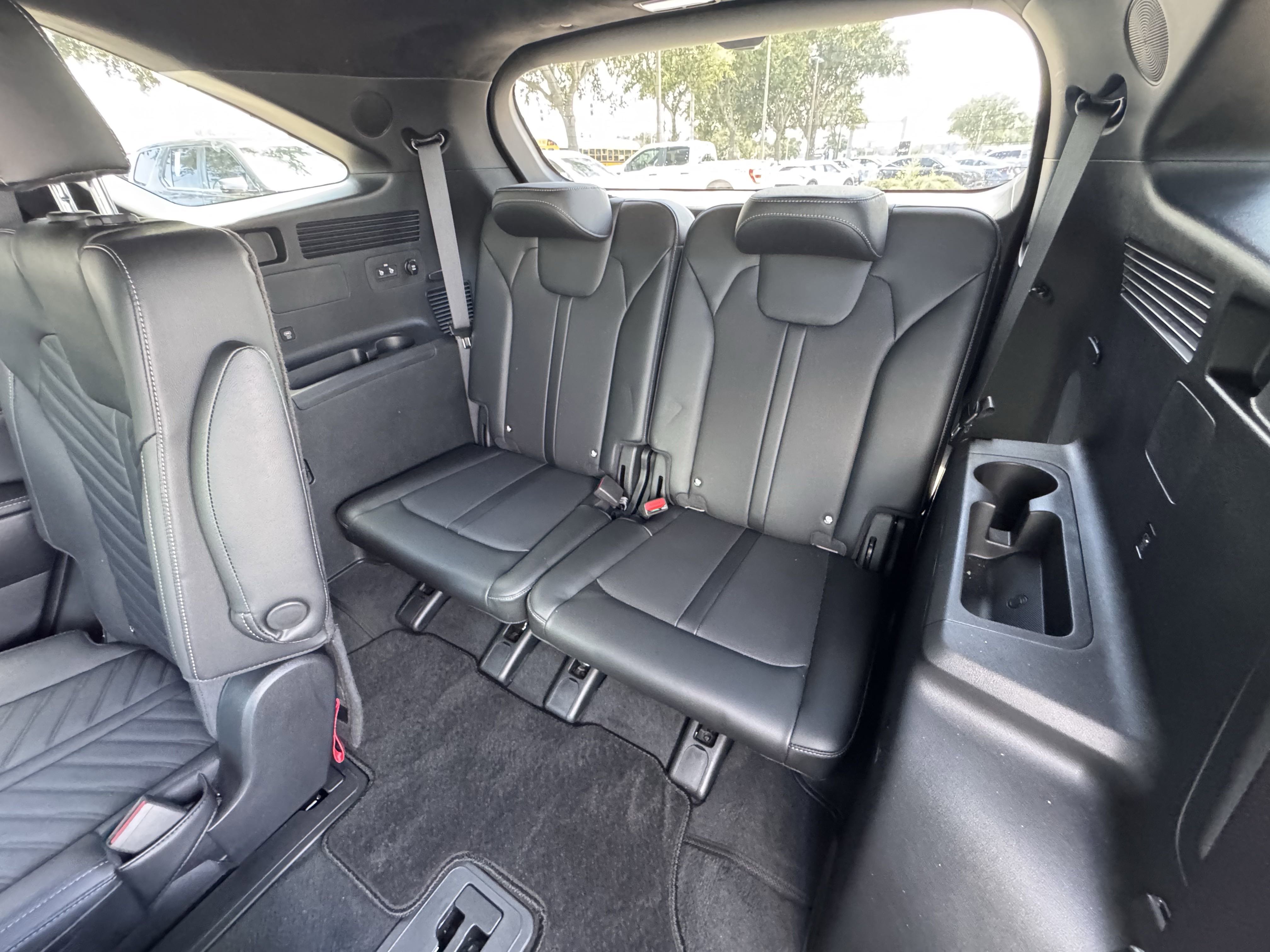 Certified 2024 Kia Sorento SX Prestige image 18