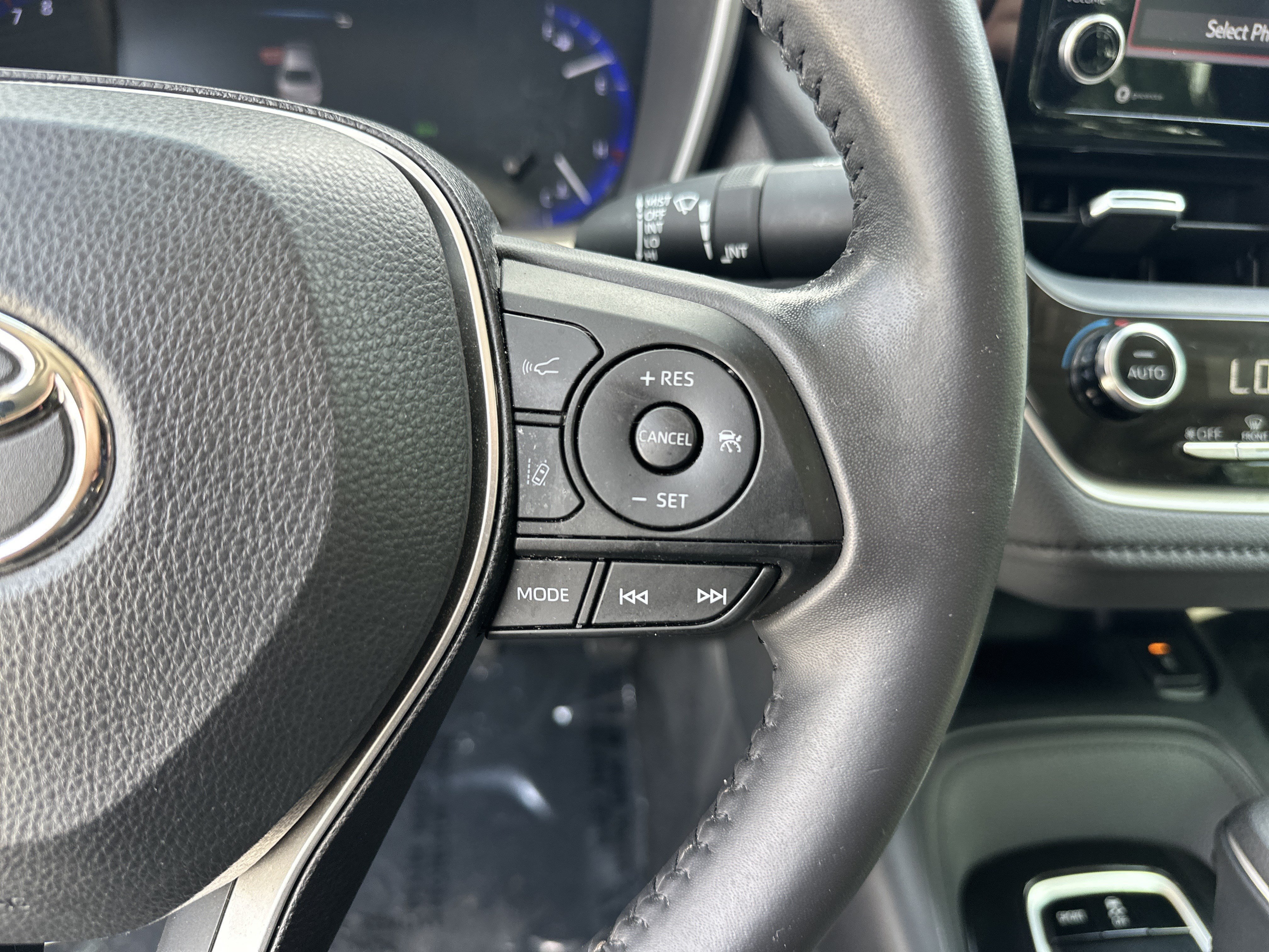 Certified 2020 Toyota Corolla XLE FWD image 20