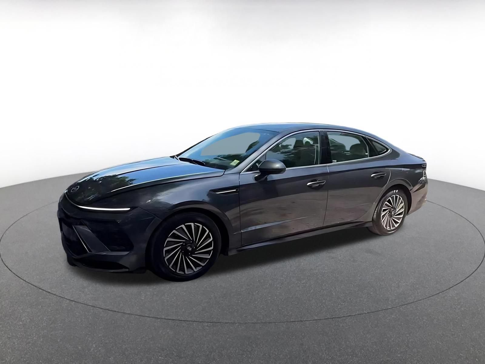 Used 2025 Hyundai Sonata SEL FWD image 8