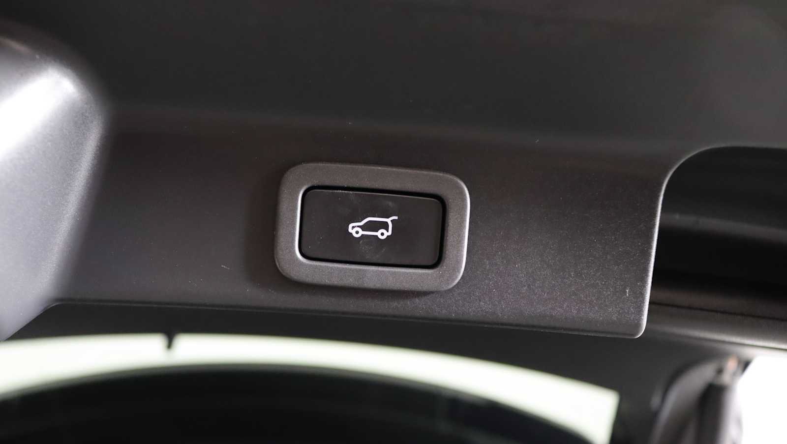 Used 2021 Jaguar F-PACE S AWD/4WD image 26