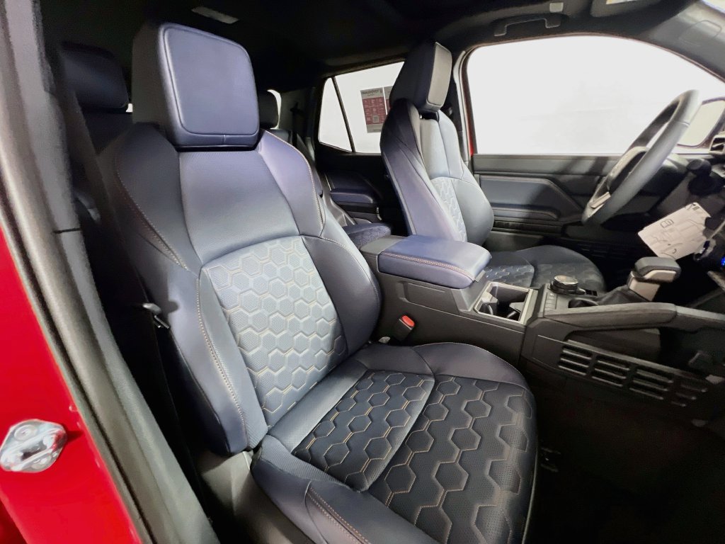 New 2026 Toyota 4Runner Platinum AWD/4WD image 27