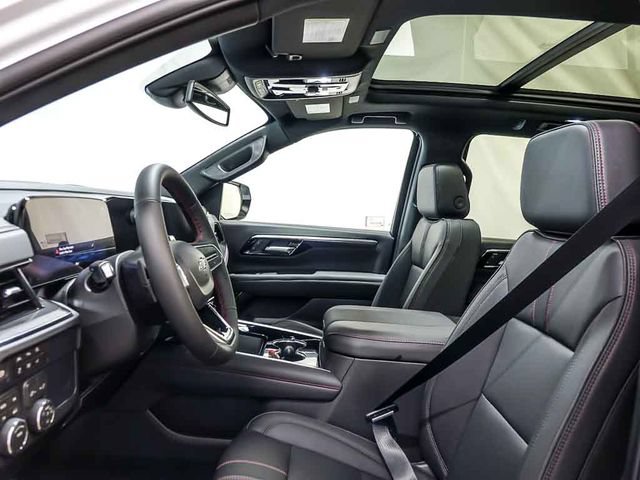 New 2026 Chevrolet Suburban RST w/ Comfort Package AWD/4WD image 9