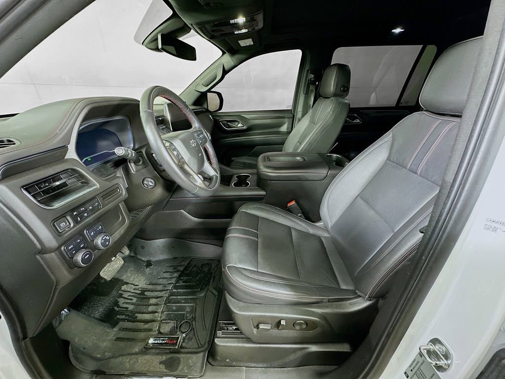 Used 2022 Chevrolet Suburban RST w/ Sport Performance Package image 16