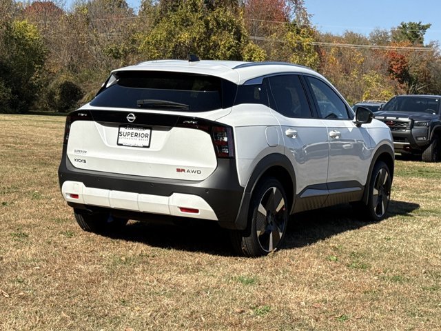 New 2026 Nissan Kicks SR w/ SR Premium Package image 3