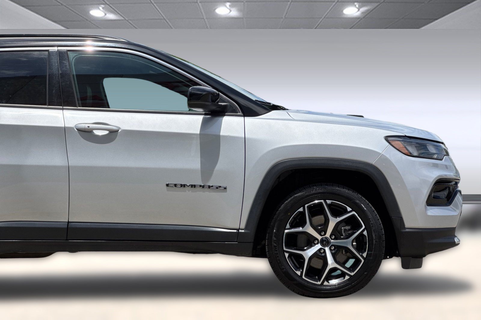 Used 2025 Jeep Compass Limited AWD/4WD image 34