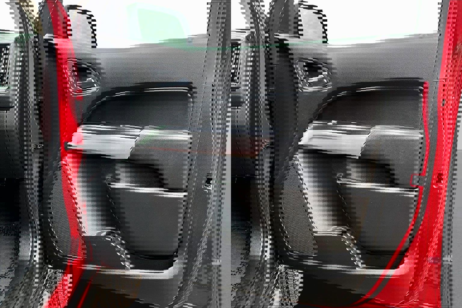 Used 2020 Chevrolet Colorado LT w/ Safety Package image 16