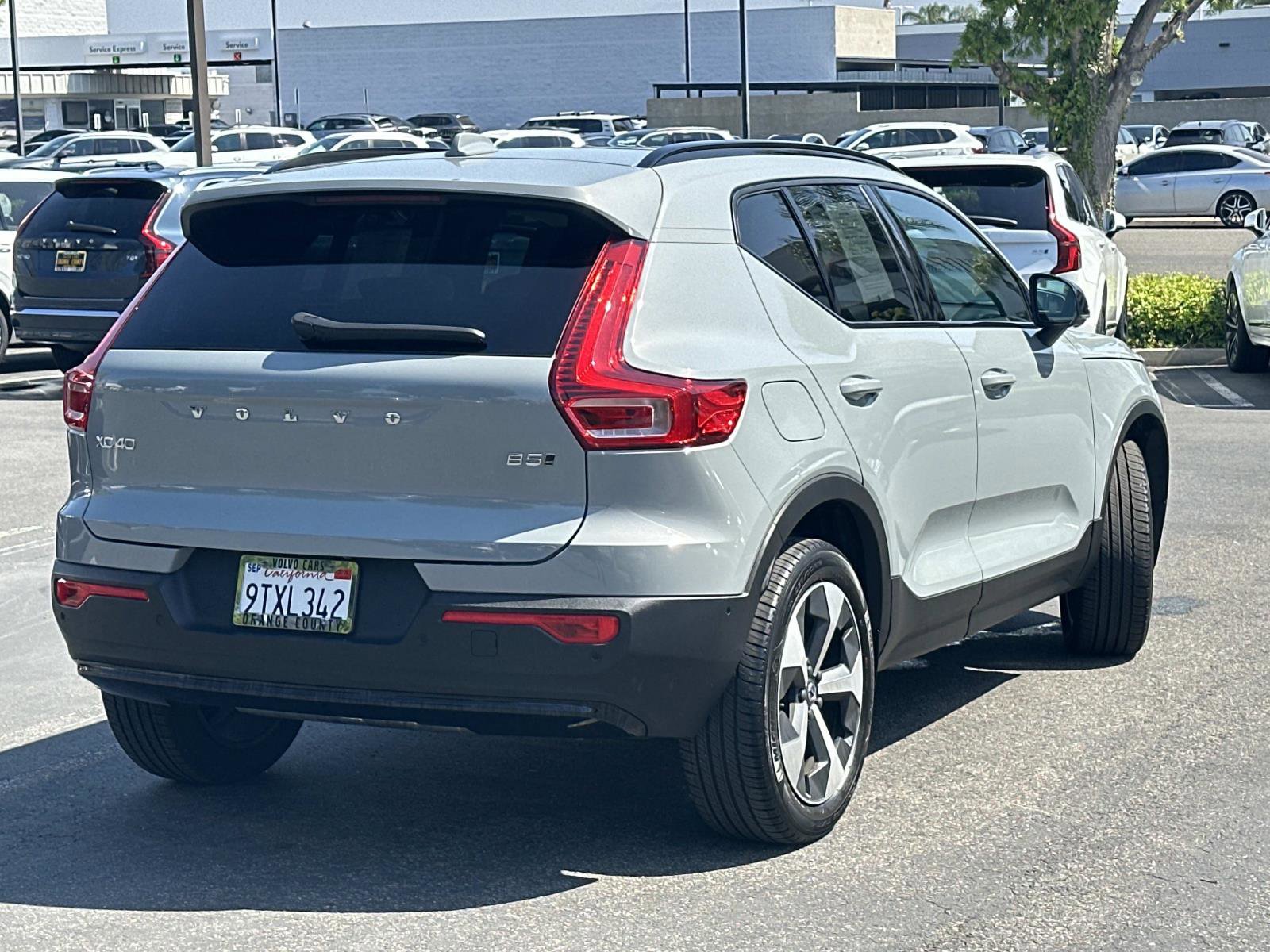 Certified 2026 Volvo XC40 B5 Plus w/ Protection Package Premier AWD/4WD image 4