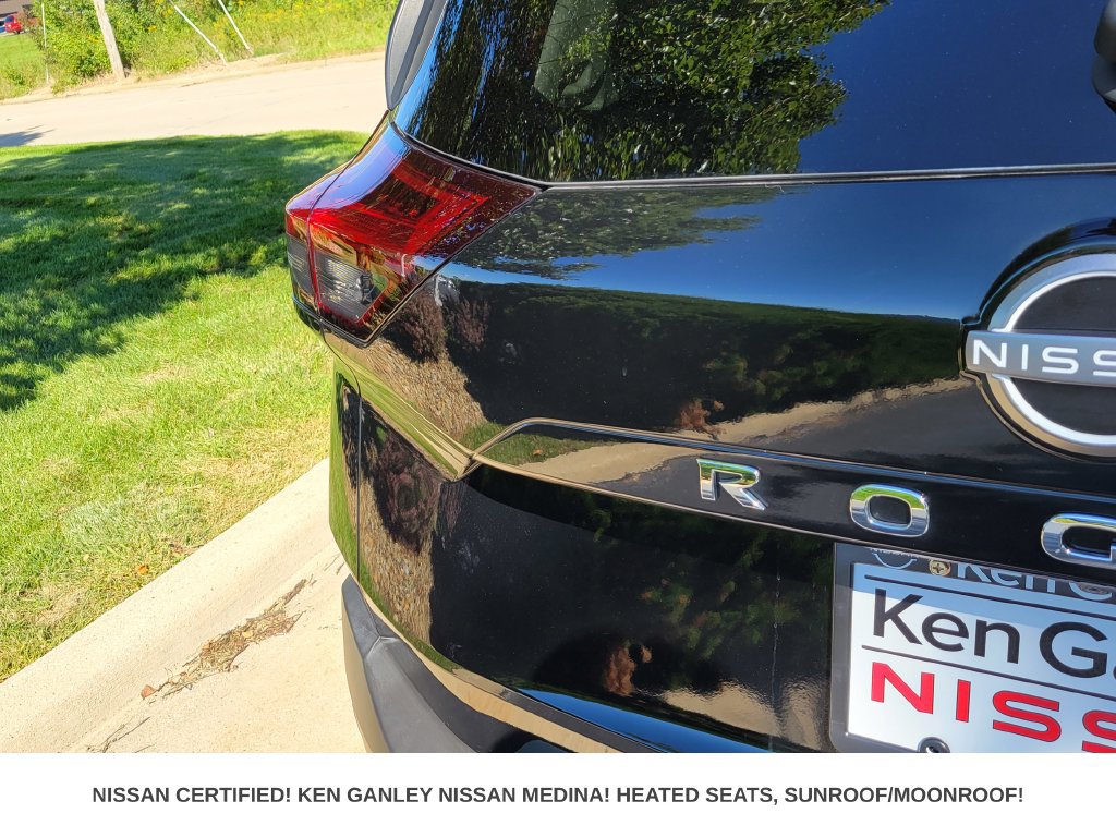 Certified 2023 Nissan Rogue SV w/ SV Premium B Package AWD/4WD image 17