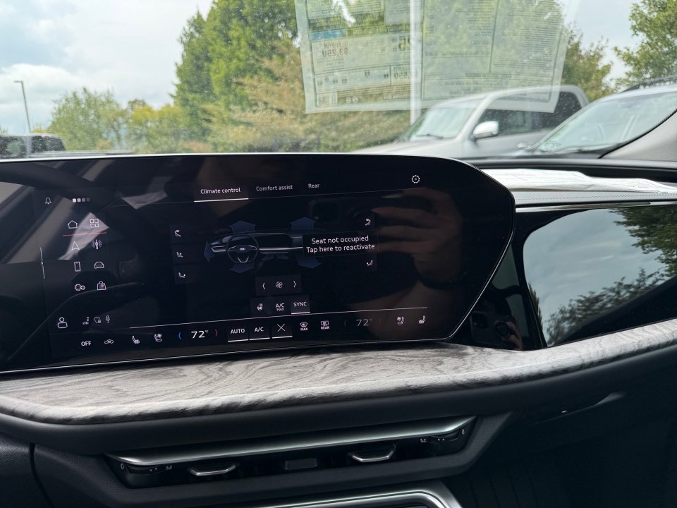 New 2025 Audi Q5 Premium Plus image 18