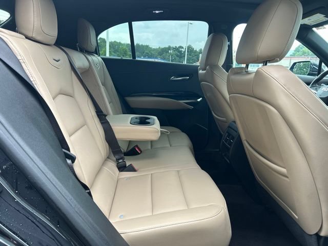 Used 2024 Cadillac XT4 Luxury w/ Cold Weather Package AWD/4WD image 45