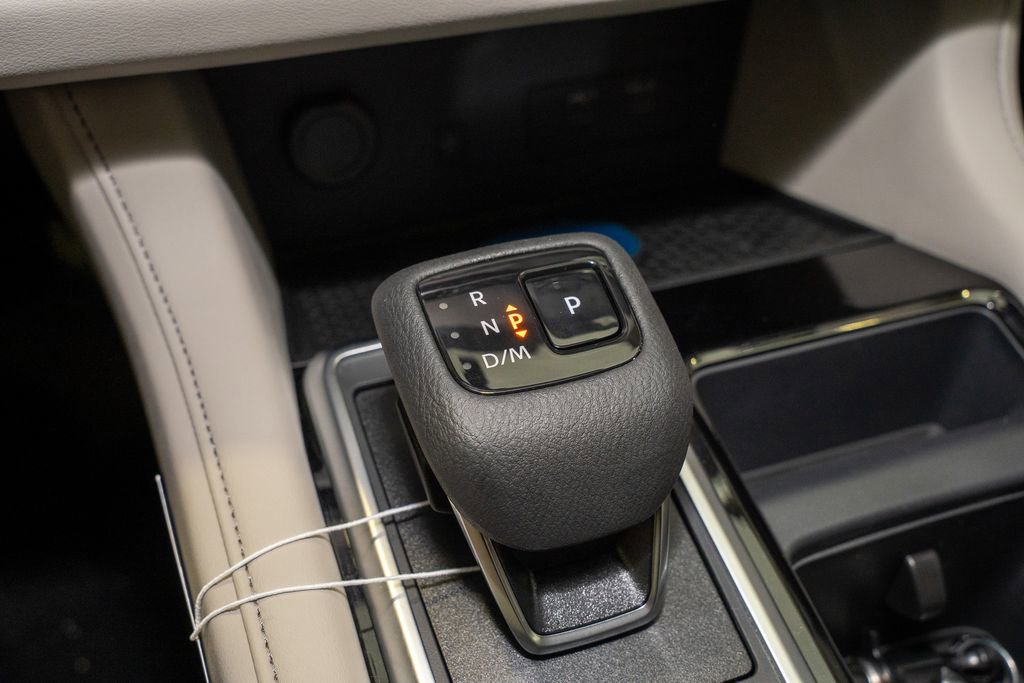 New 2026 Nissan Pathfinder SL image 13