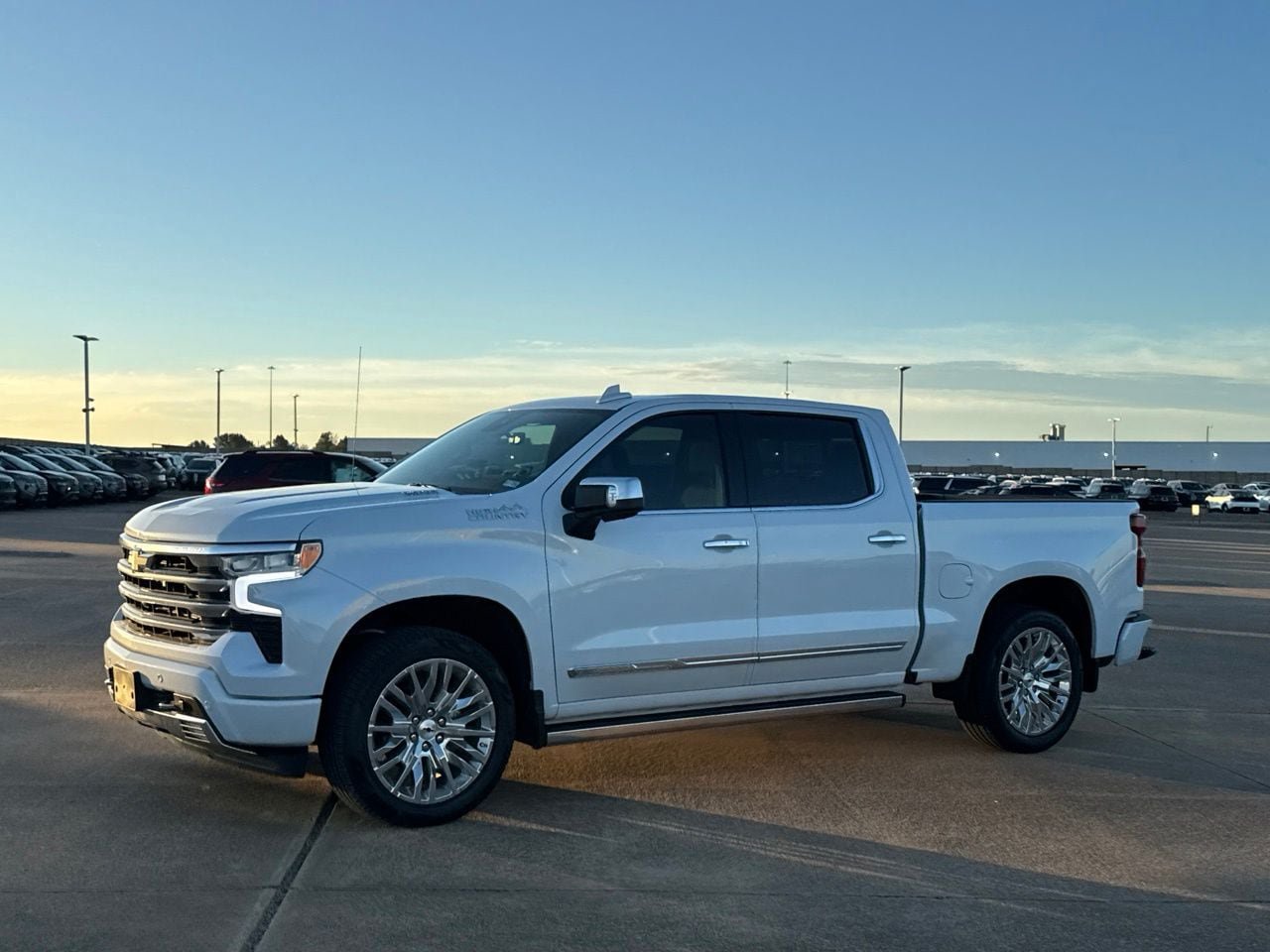 Used 2026 Chevrolet Silverado 1500 High Country AWD/4WD image 13