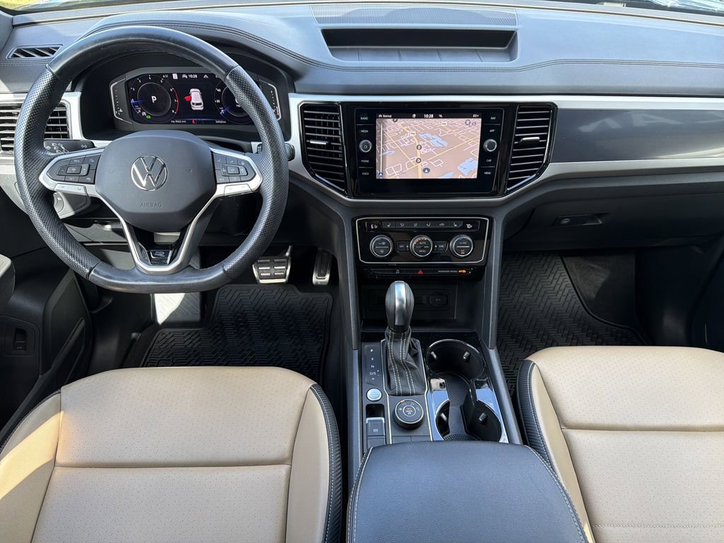 Used 2022 Volkswagen Atlas Cross Sport SEL R-Line image 15