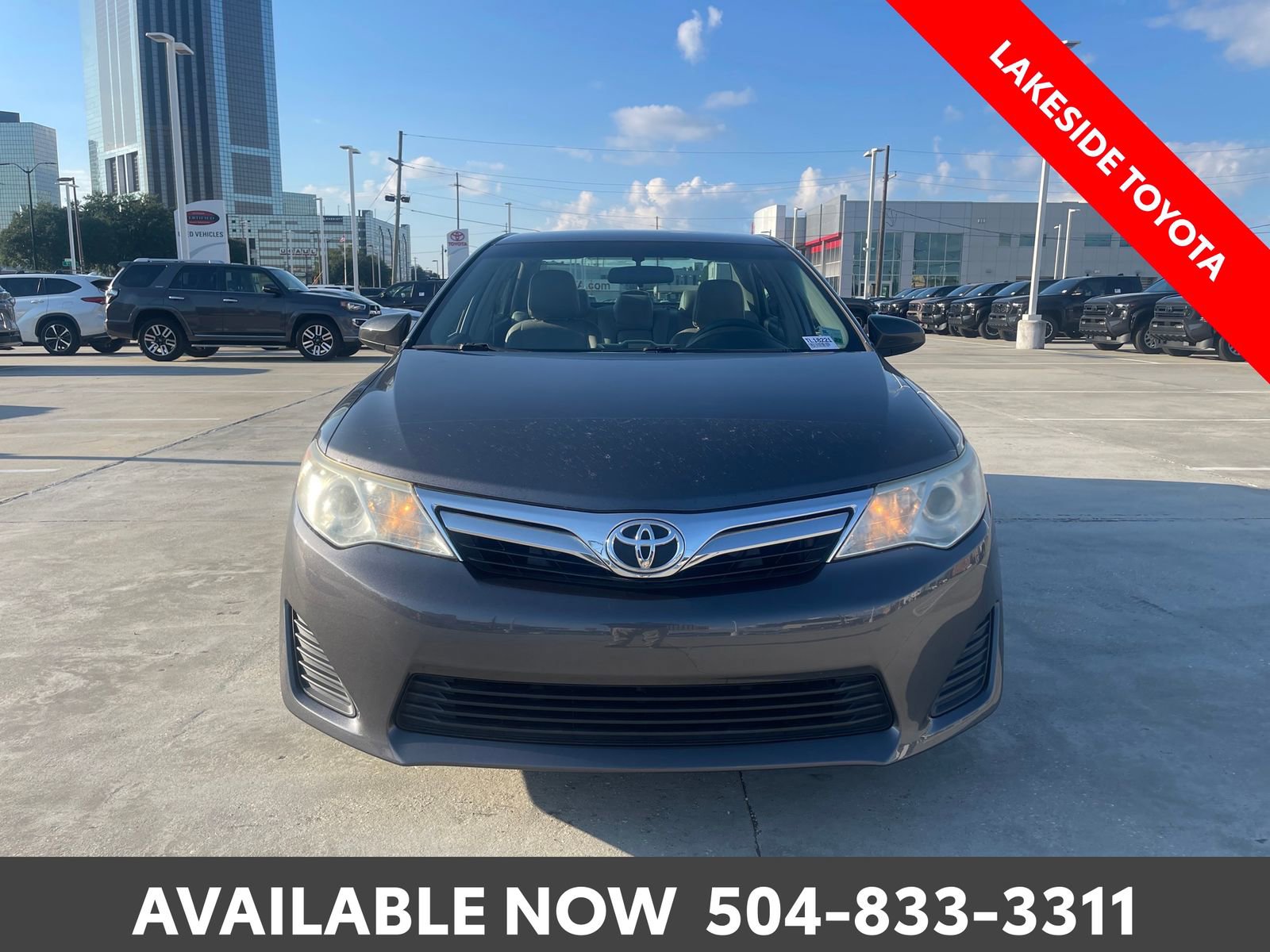 Used 2014 Toyota Camry LE FWD image 8