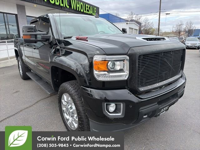 Used 2019 GMC Sierra 2500 Denali w/ Duramax Plus Package image 3
