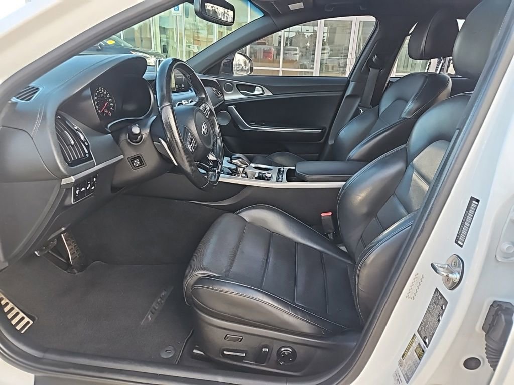 Used 2018 Kia Stinger GT2 image 14