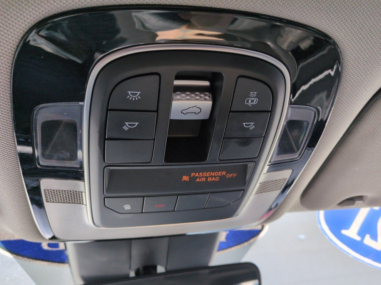 Used 2021 Hyundai Santa Fe SEL w/ Convenience + Premium Package FWD image 23