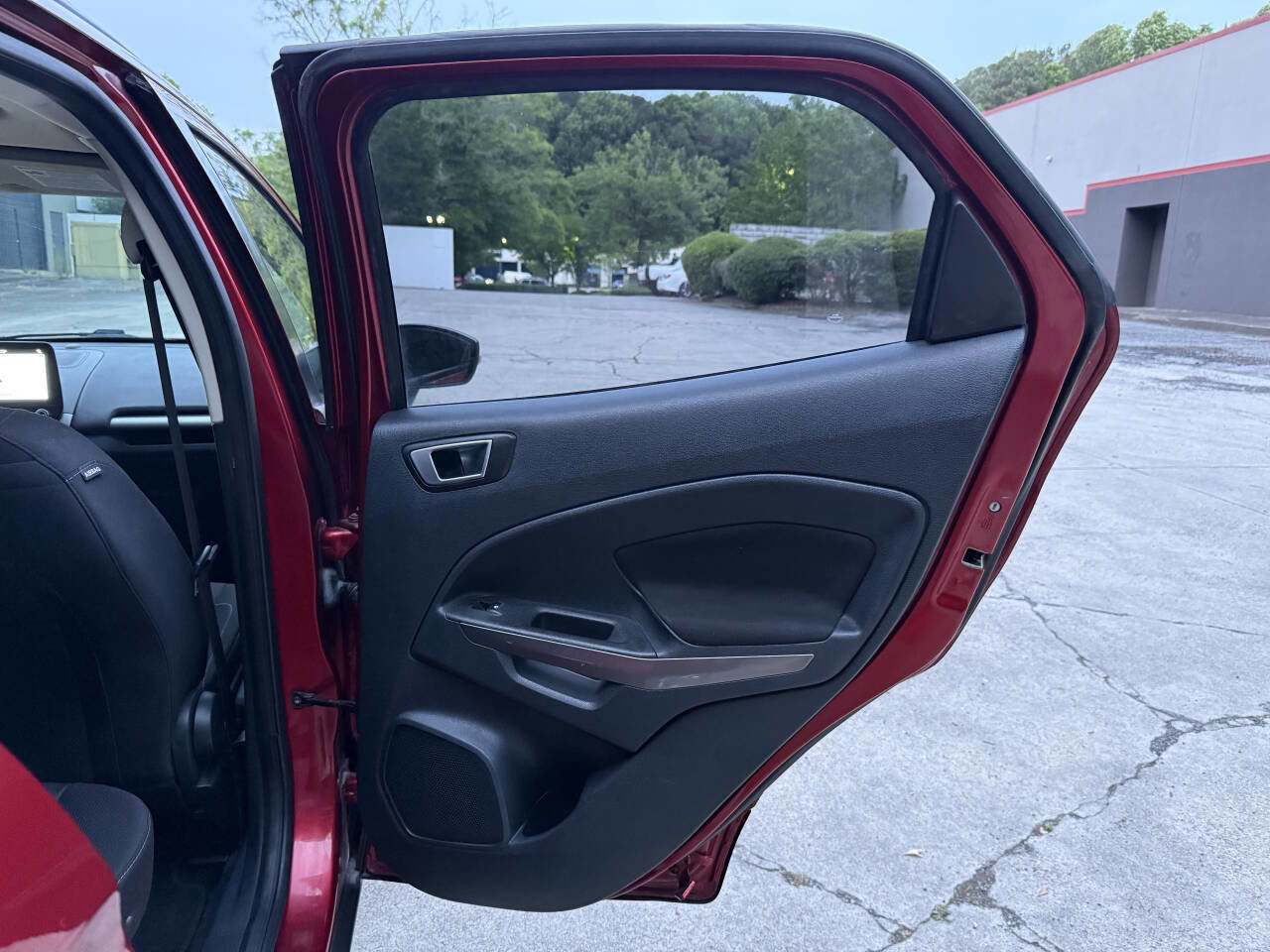 Used 2019 Ford EcoSport SE w/ SE Convenience Package FWD image 29