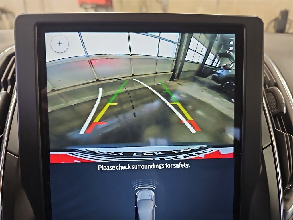 Used 2024 Ford Edge Titanium image 21