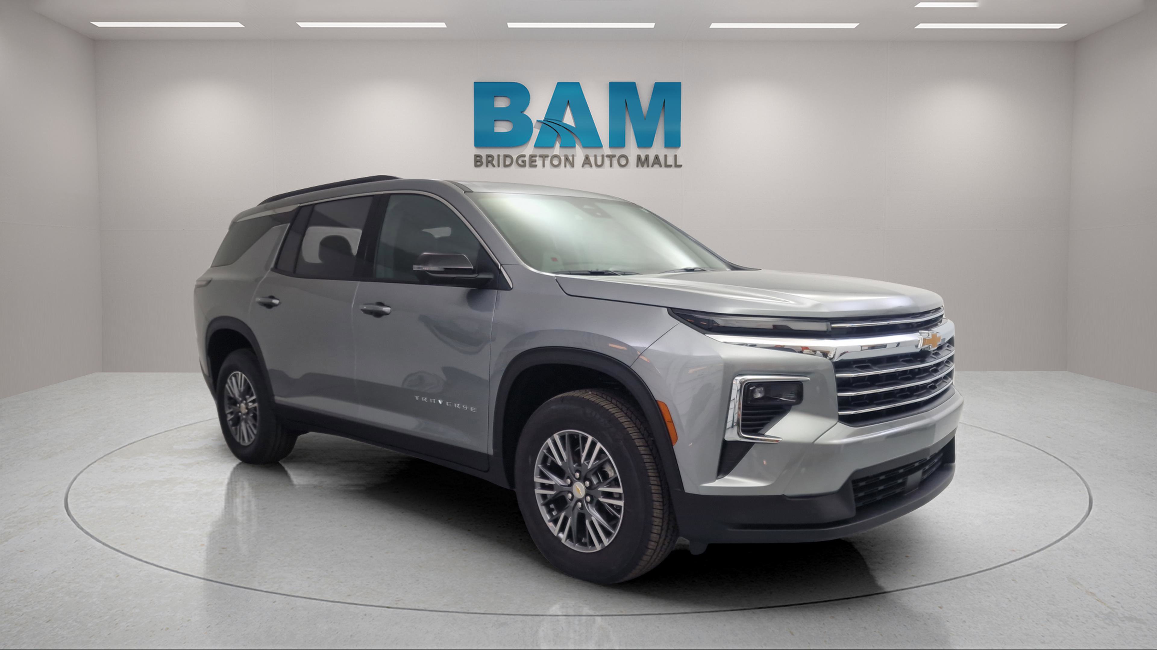 New 2026 Chevrolet Traverse LT w/ Driver Confidence Package