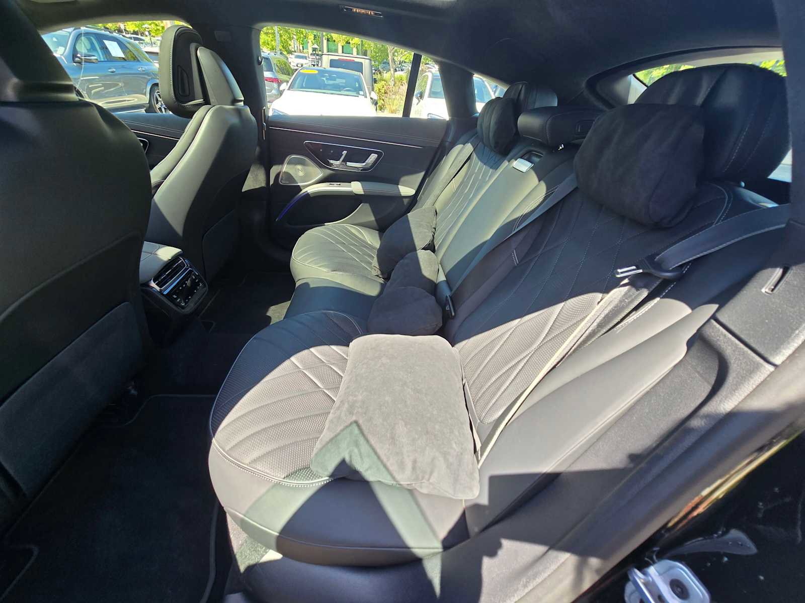 Certified 2023 Mercedes-Benz EQS 580 4MATIC Sedan image 18