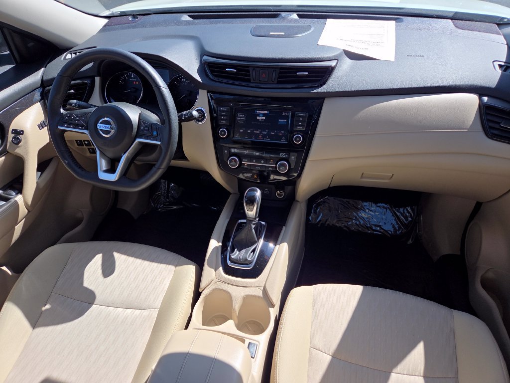 Used 2019 Nissan Rogue SV w/ Sun & Sound Touring Package AWD/4WD image 30