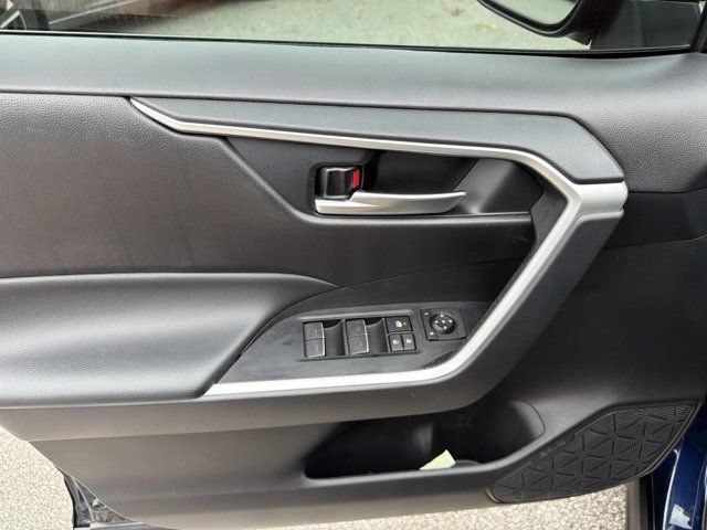 Used 2024 Toyota RAV4 XLE Premium FWD image 7