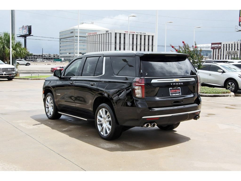 Used 2023 Chevrolet Tahoe High Country RWD image 3