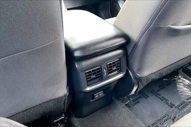 Used 2023 Toyota RAV4 XLE FWD image 10