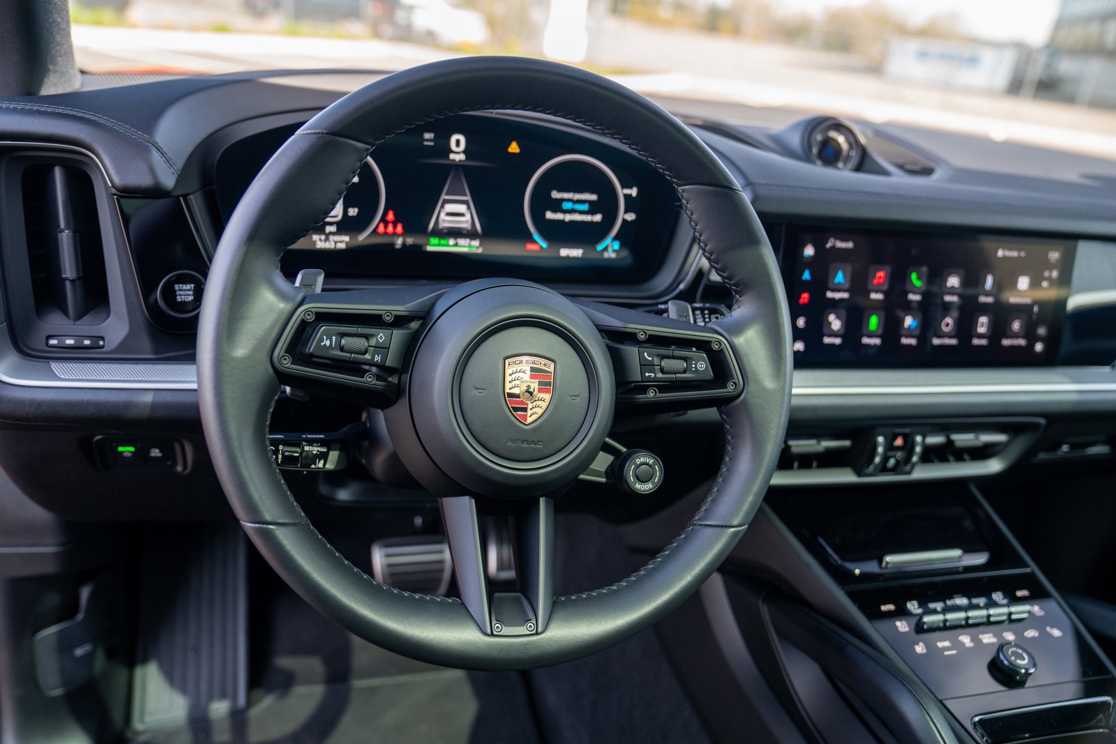 Certified 2025 Porsche Cayenne E-Hybrid AWD/4WD image 14