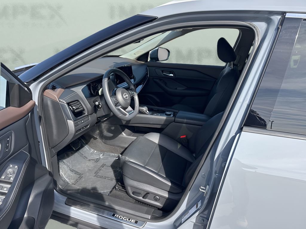 Used 2023 Nissan Rogue SL w/ SL Premium Package AWD/4WD image 9