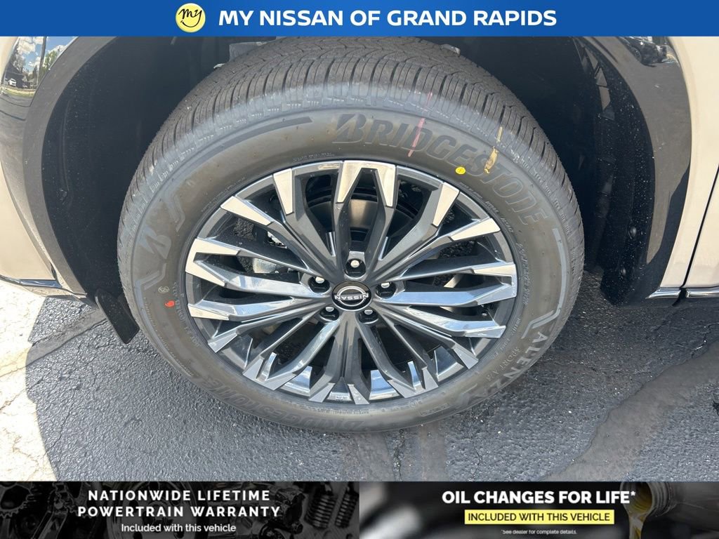 New 2026 Nissan Rogue Platinum AWD/4WD image 9