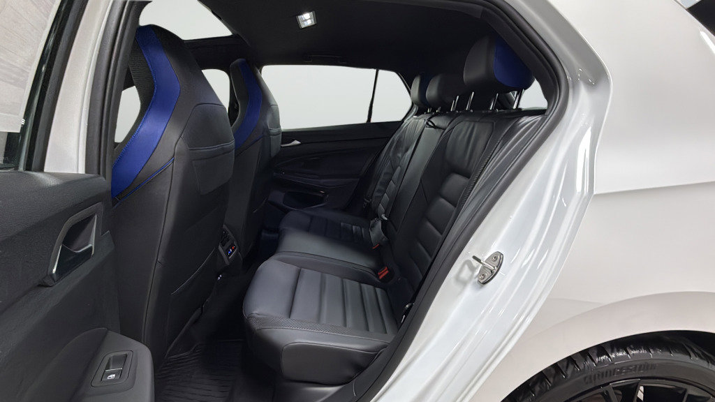 New 2026 Volkswagen Golf 2.0T image 34