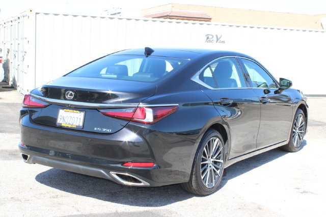 Used 2024 Lexus ES 350 w/ Premium Package FWD image 6
