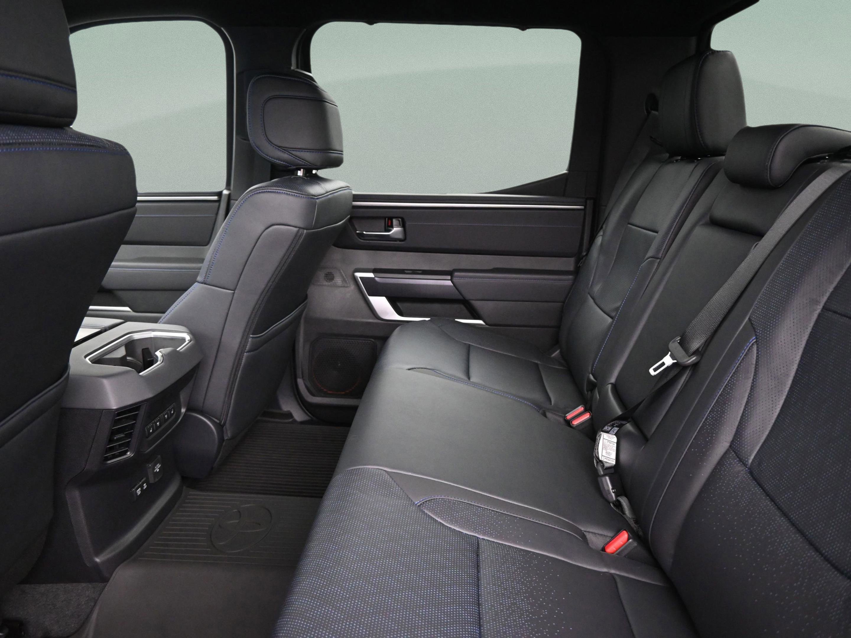 New 2025 Toyota Tundra Platinum image 30