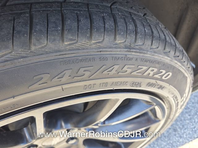 Used 2019 Dodge Challenger GT w/ Plus Package RWD image 18