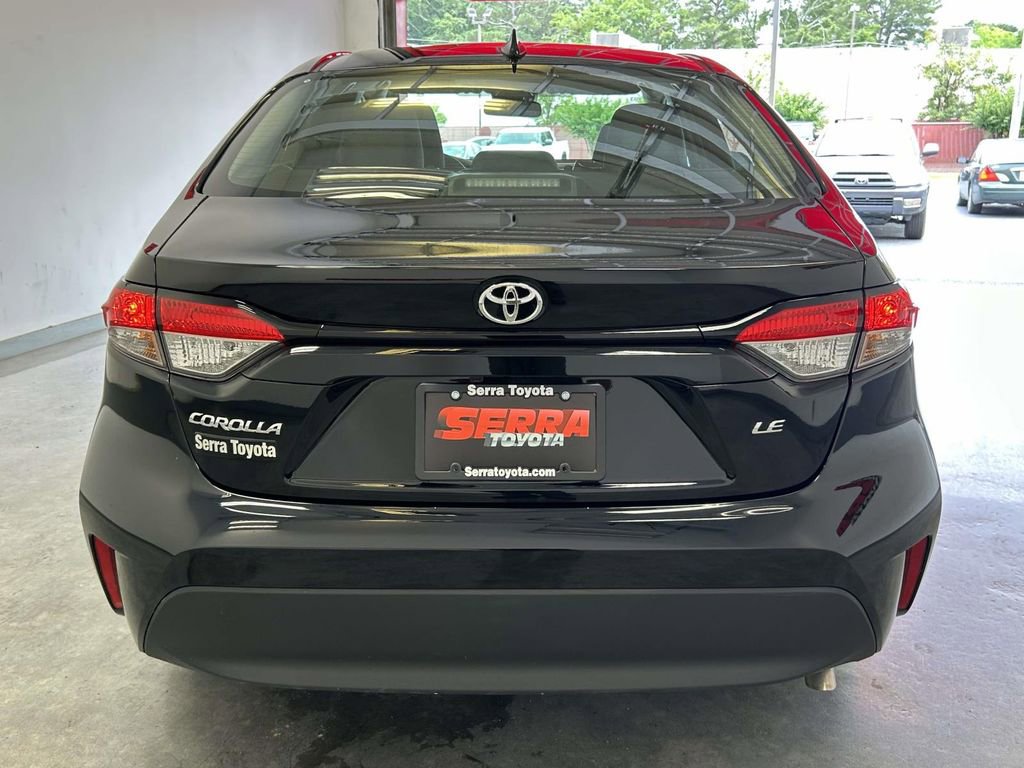 Used 2026 Toyota Corolla LE FWD image 4