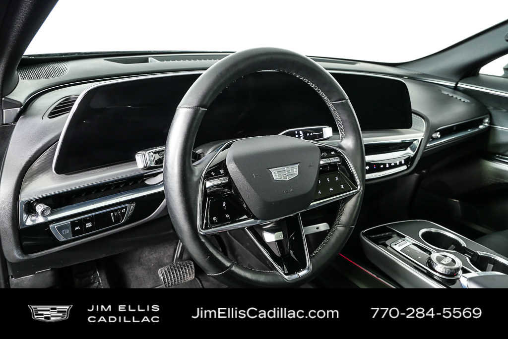 Used 2024 Cadillac Lyriq Sport AWD/4WD image 4