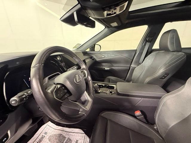 Certified 2025 Lexus RX 450h AWD w/ Convenience Package image 16