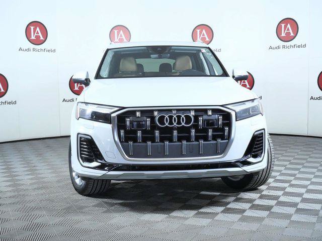 Used 2025 Audi Q7 3.0T Premium Plus AWD/4WD image 3