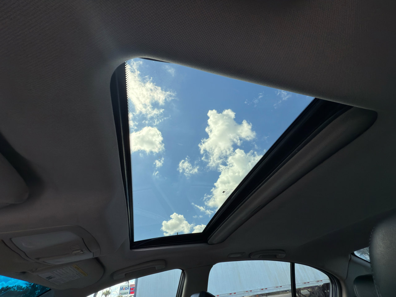 Used 2013 INFINITI G37 x w/ Premium Pkg image 18