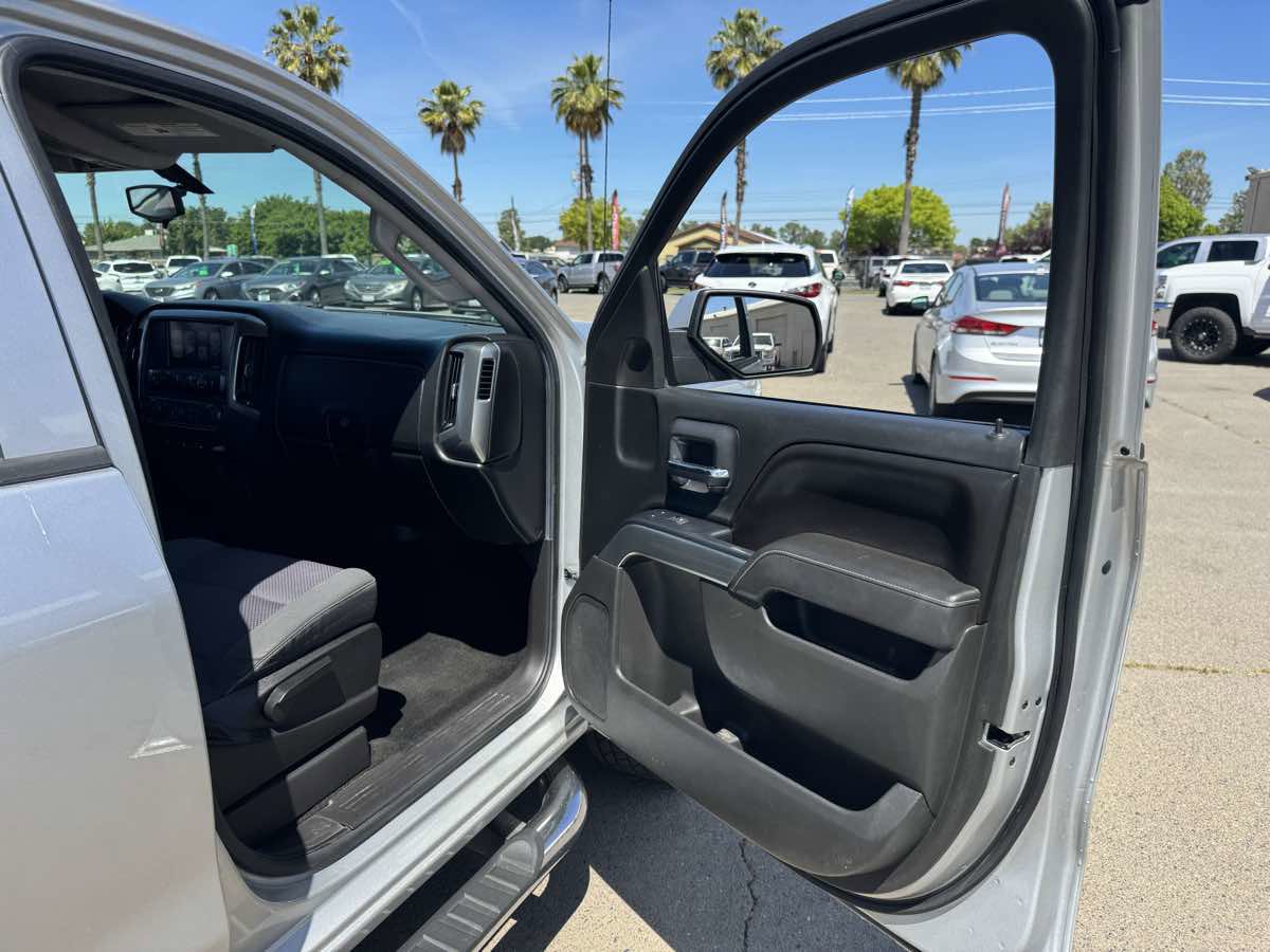 Used 2017 Chevrolet Silverado 1500 LT w/ All Star Edition RWD image 16