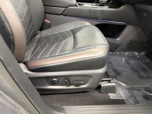 Certified 2024 Nissan Pathfinder Platinum w/ Cargo Package image 20