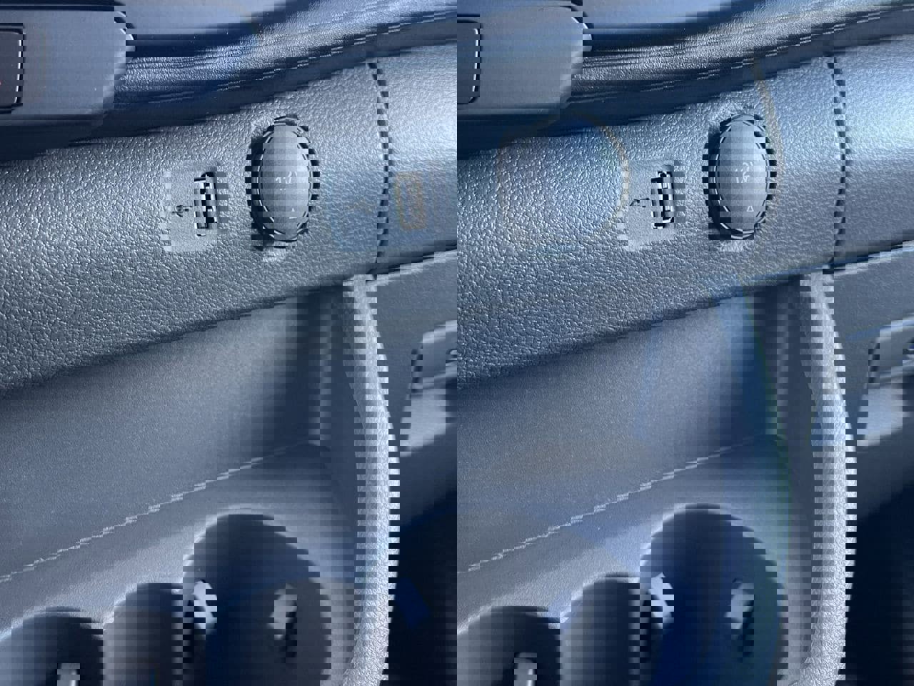 New 2026 Ford Transit 250 148 High Roof Extended w/ Load Area Protection Package image 7